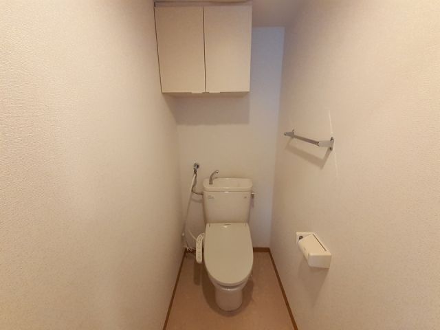 【メゾン　エクセランのトイレ】