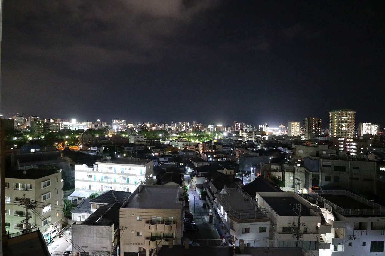 眺望　気持ちのいい夜景を独り占め