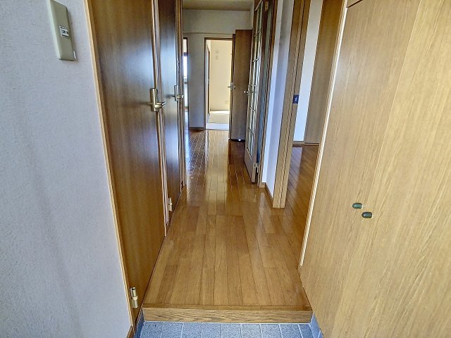 玄関　2024年3月撮影