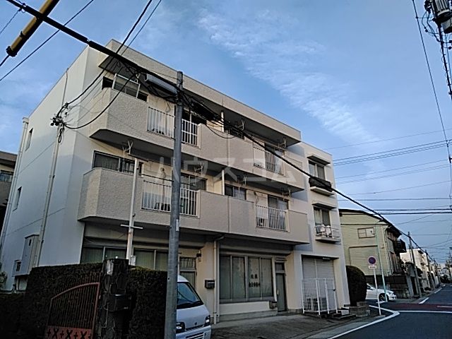 名古屋市千種区本山町のマンションの建物外観