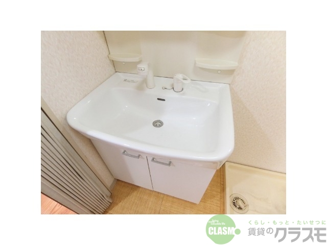 【茨木市中穂積のマンションの洗面設備】