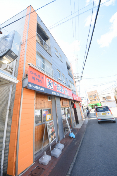 豊中市春日町のマンションの建物外観