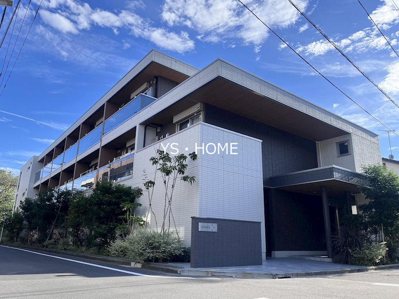 中野区上鷺宮のアパートの建物外観