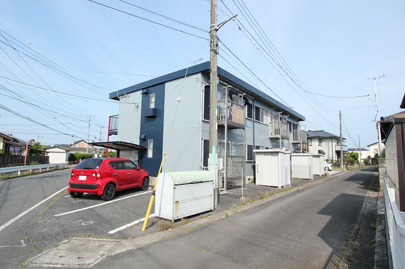 東海ハイツの建物外観