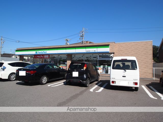 コンビニ　ファミリーマート東海荒尾インター東店（コンビニ）まで845m