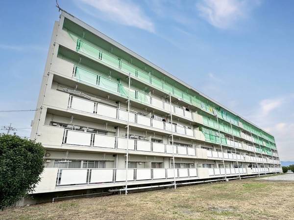 ビレッジハウス八田2号棟の建物外観