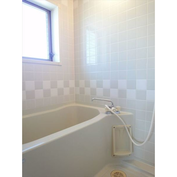 バス・シャワールーム　バスルーム