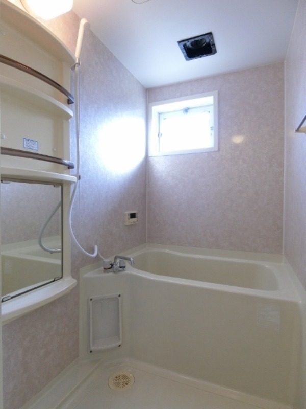 バス・シャワールーム　図面と現状に相違がある場合には現状を優先