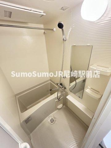 バス・シャワールーム　お風呂です