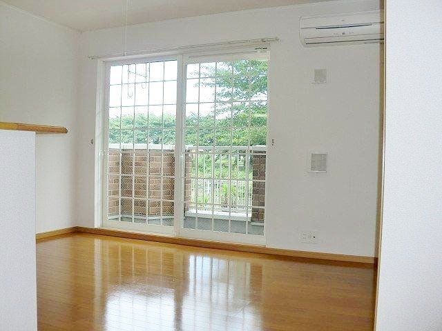 居室・リビング　☆ＬＤＫ１２．３帖☆