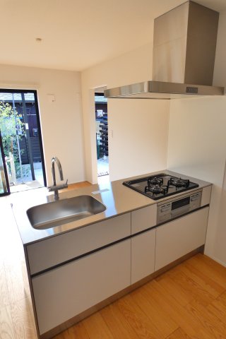 キッチン　お洒落なカウンターキッチン。