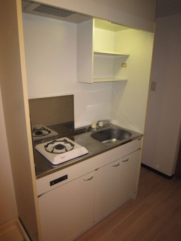 キッチン　写真は別号室のものです。