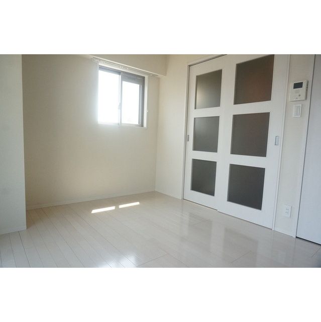 居室・リビング　☆明るい居室☆