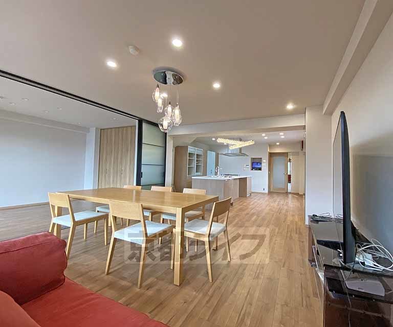 居室・リビング　４階ワンフロアーこのお部屋のみ、ゆとりの１４４m2の３...