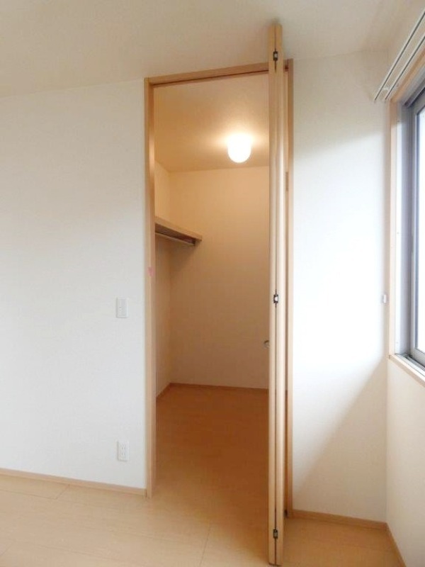 収納　図面と現状に相違がある場合には現状を優先