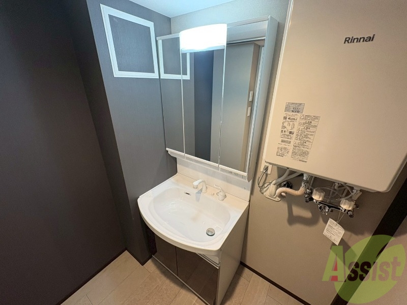 洗面設備　シャンプードレッサーで身支度もラクラクです！