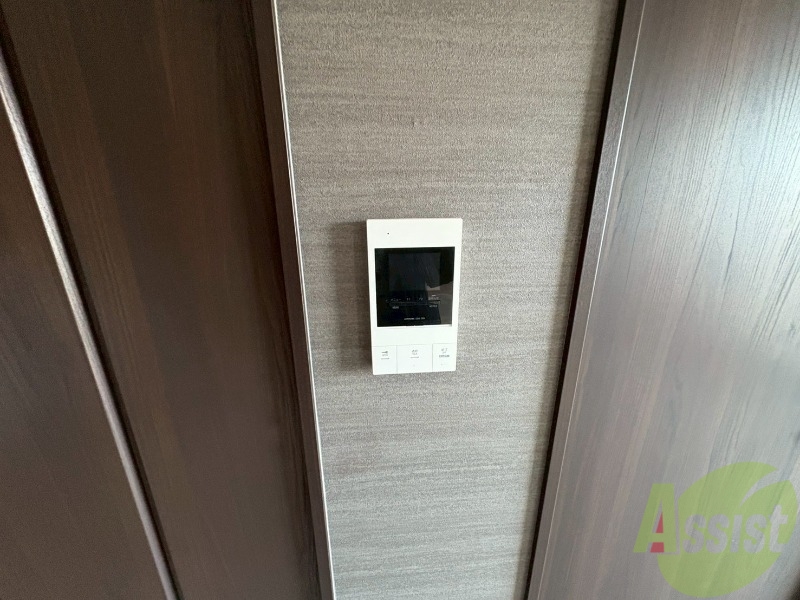 セキュリティ　モニタ付インターホンでセキュリティ面も安心です。