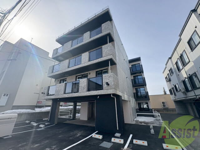 建物外観　外観予想パース　札幌市豊平区中の島「仮）エルプラス中の島」