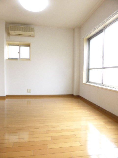 居室・リビング　居室