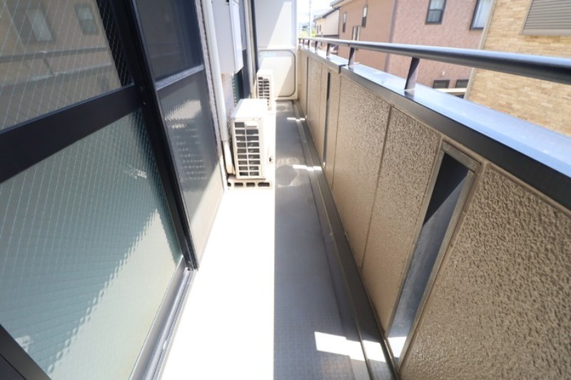 バルコニー　図面と現状に相違がある場合には現状を優先