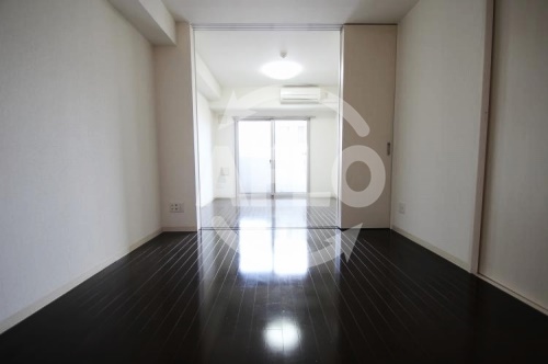 居室・リビング　サムティ難波グレイス　リビング