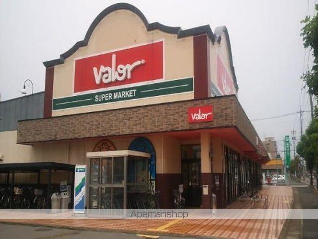 スーパー　バローやしろ店（スーパー）まで750m