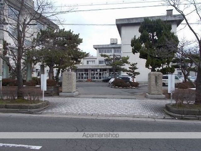 小学校　社南小学校（小学校）まで400m