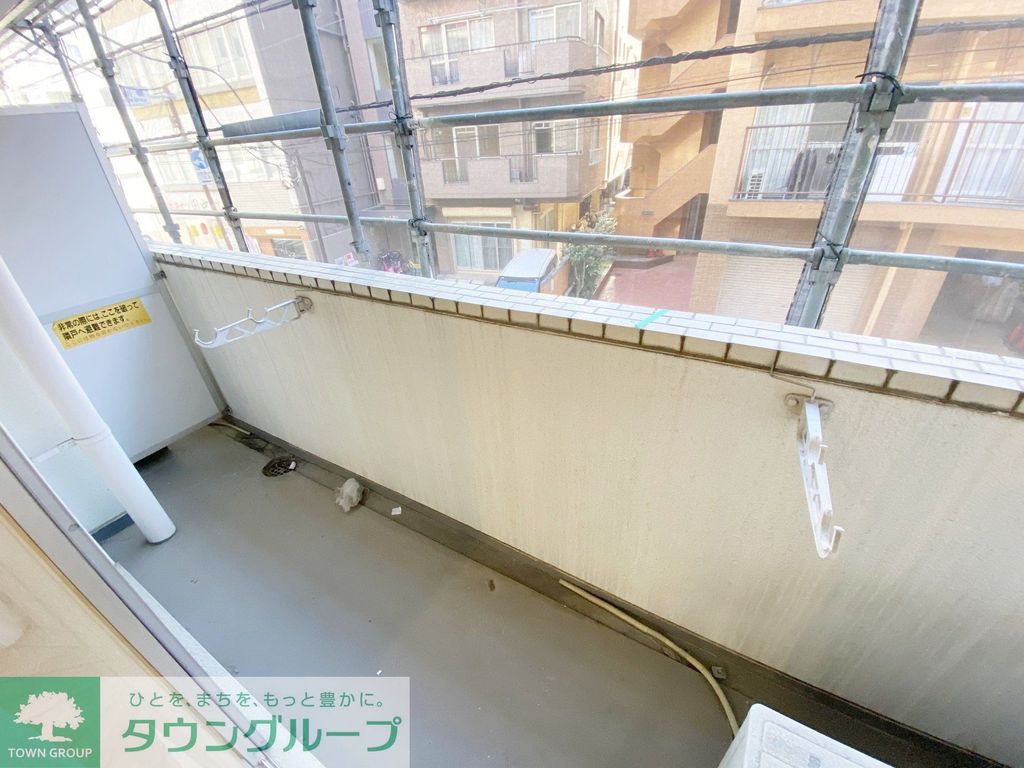 バルコニー　バルコニー