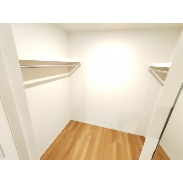 収納　ウォークインクローゼット