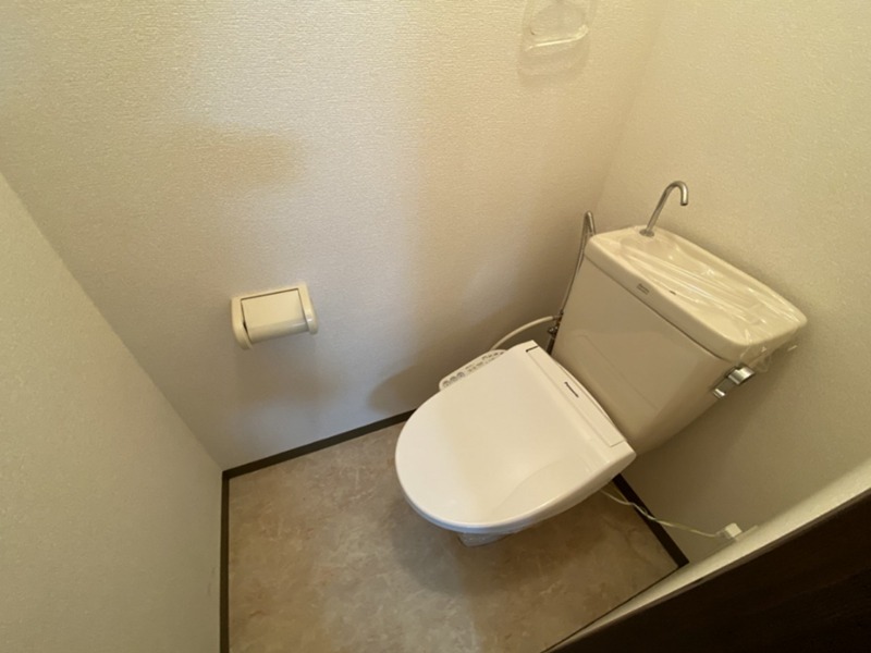 トイレ　別部屋参考