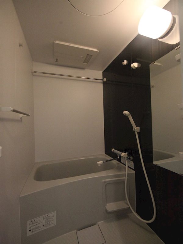 バス・シャワールーム　バスルーム　浴室暖房乾燥機付き