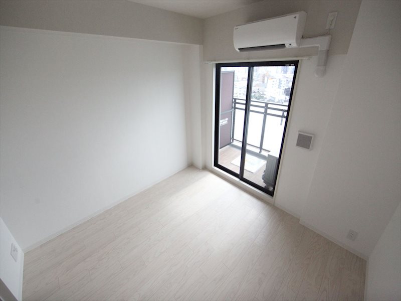 居室・リビング　洋室7帖　クローゼット付（収納充実してます）