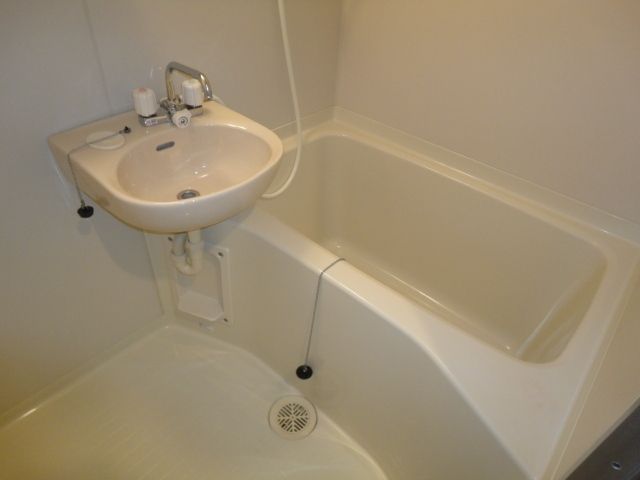 バス・シャワールーム　☆洗面台付お風呂☆