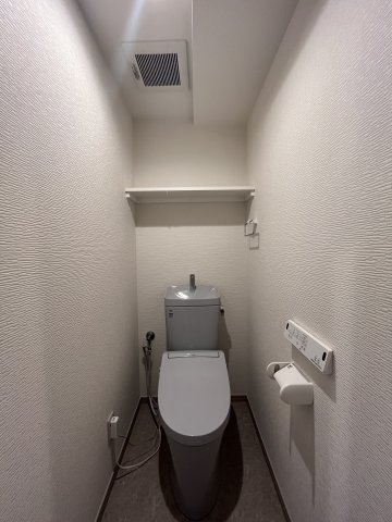 トイレ　同間取り違う階のお部屋、トイレ