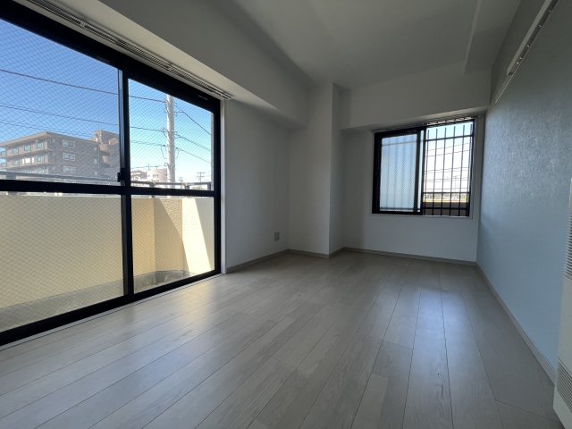 その他部屋・スペース　同間取り違う階のお部屋、６帖洋室