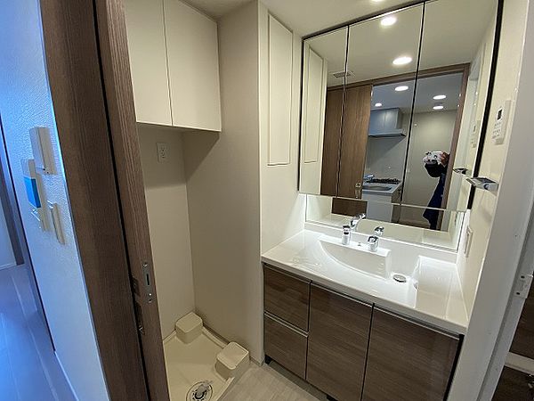 洗面設備　※別部屋の参考写真です。