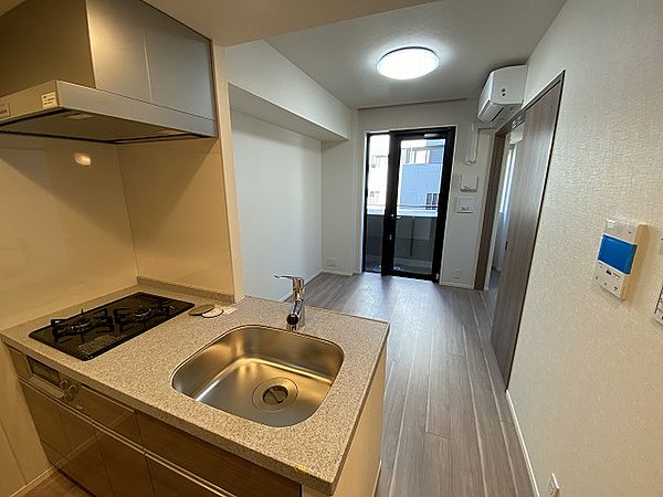 居室・リビング　※別部屋の参考写真です。