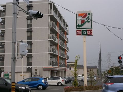 コンビニ　セブンイレブン豊田市下三戸口店（コンビニ）まで806m
