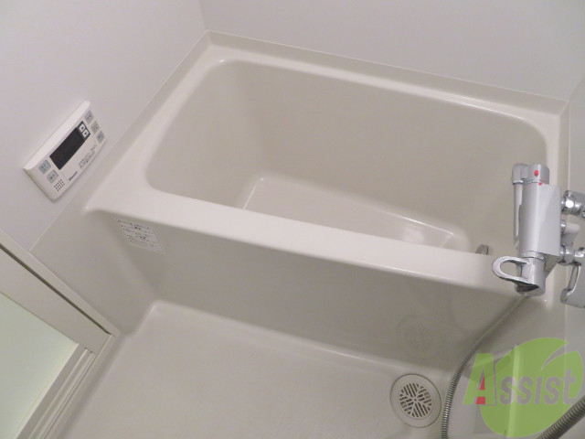 バス・シャワールーム　追い焚き機能が付いてるのでいつでもポカポカですね