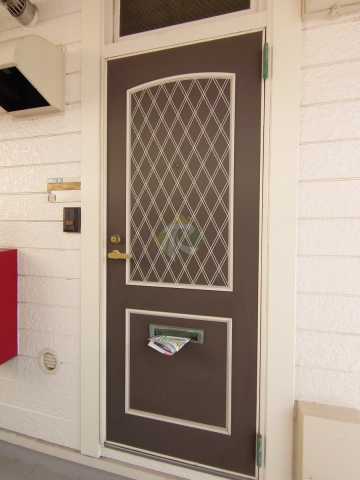 玄関　ルネス中野