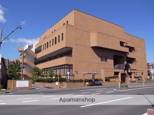 図書館　生駒市図書館（図書館）まで291m