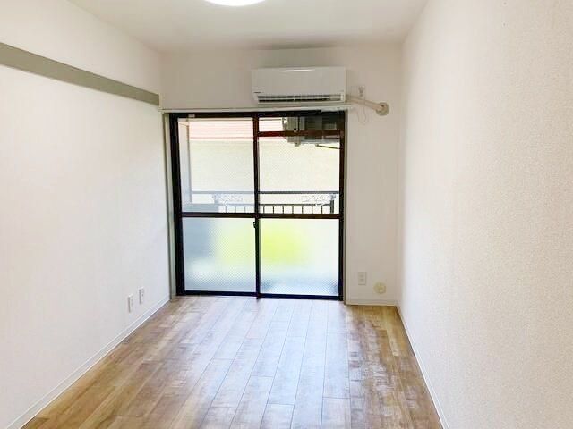 居室・リビング　★お問い合わせはタウンハウジング聖蹟桜ヶ丘店まで★