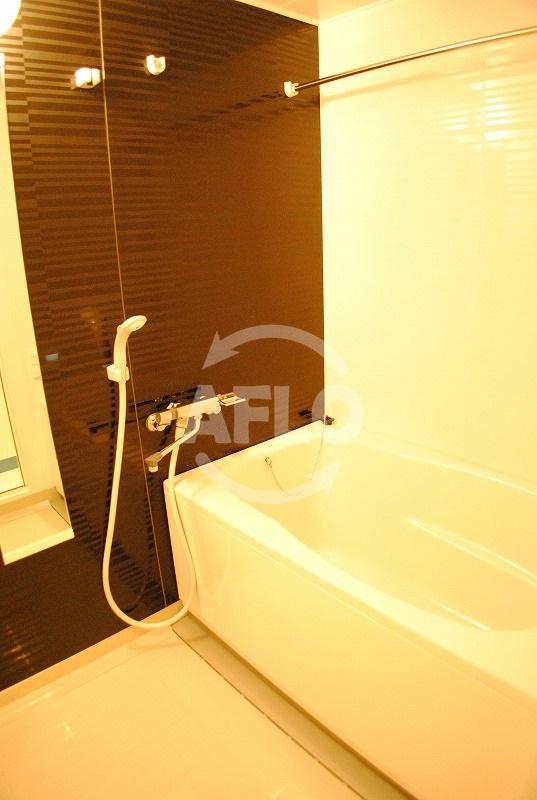 バス・シャワールーム　ミコノス北浜　浴室換気乾燥暖房機付バスルーム