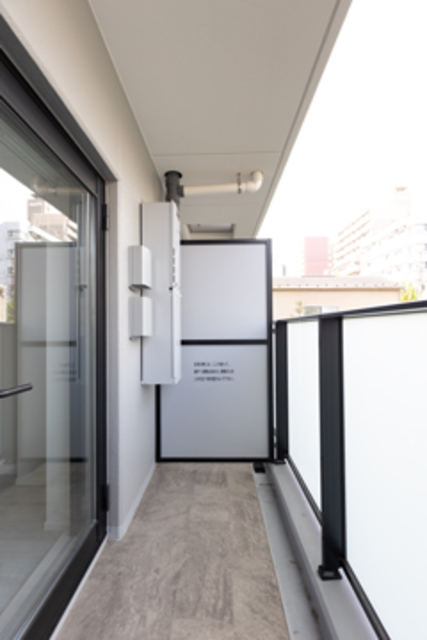 バルコニー　バルコニー