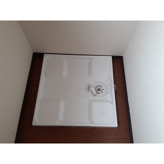 その他設備　洗濯機置場・他部屋写真