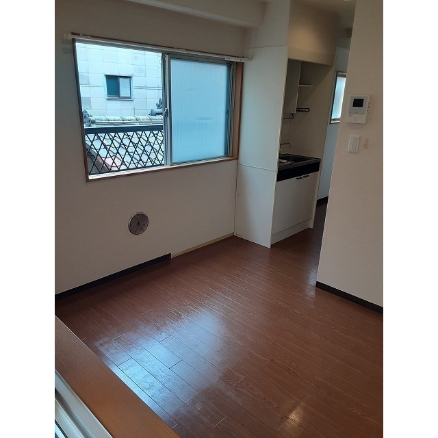 居室・リビング　他部屋写真