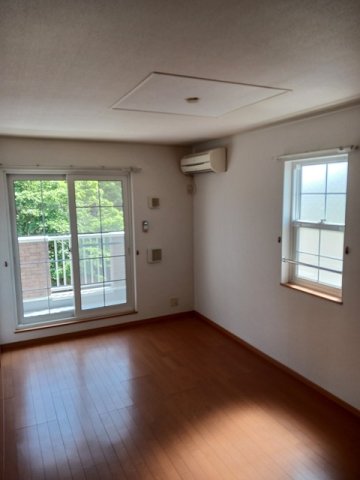 居室・リビング　ゆったりとした居間です