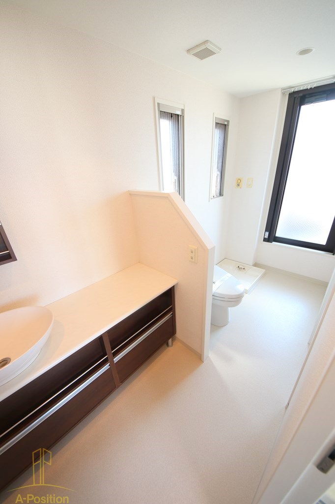 洗面設備　クリスタルブライト本町東