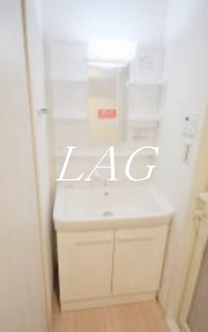 洗面設備　独立洗面台です。