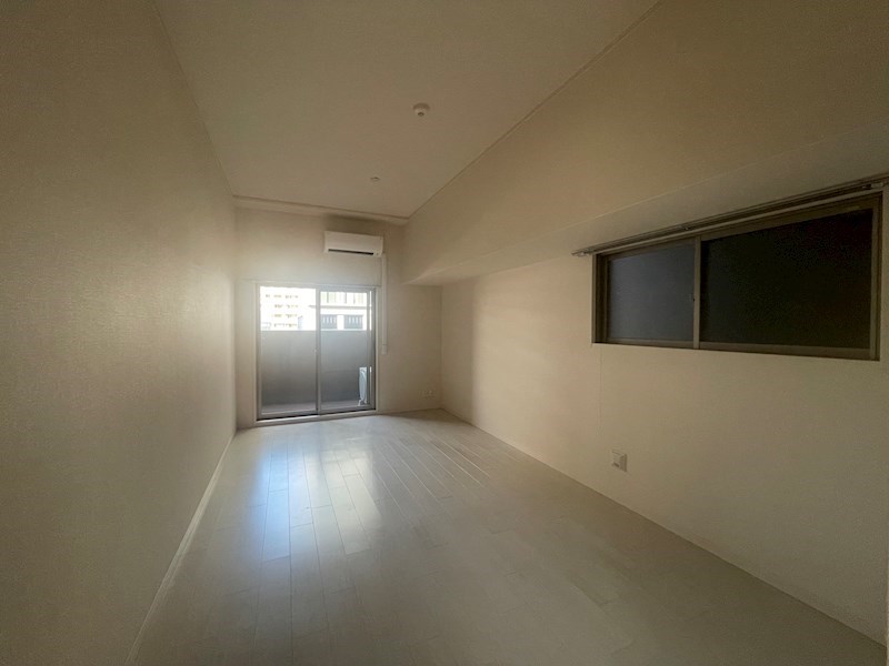 居室・リビング　※同物件別号室参考写真